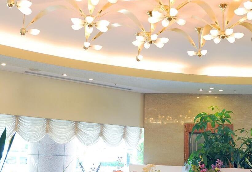 فندق Kochi Prince