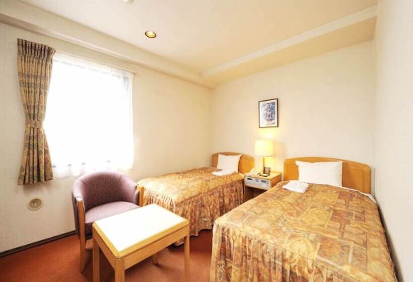فندق Royal Garden Kisarazu