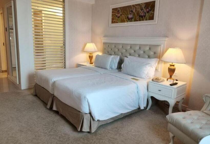 فندق Royale Chulan Damansara