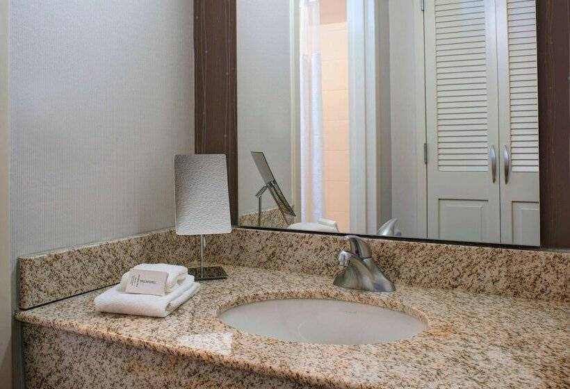 هتل Sonesta Select Kansas City Airport Tiffany Springs