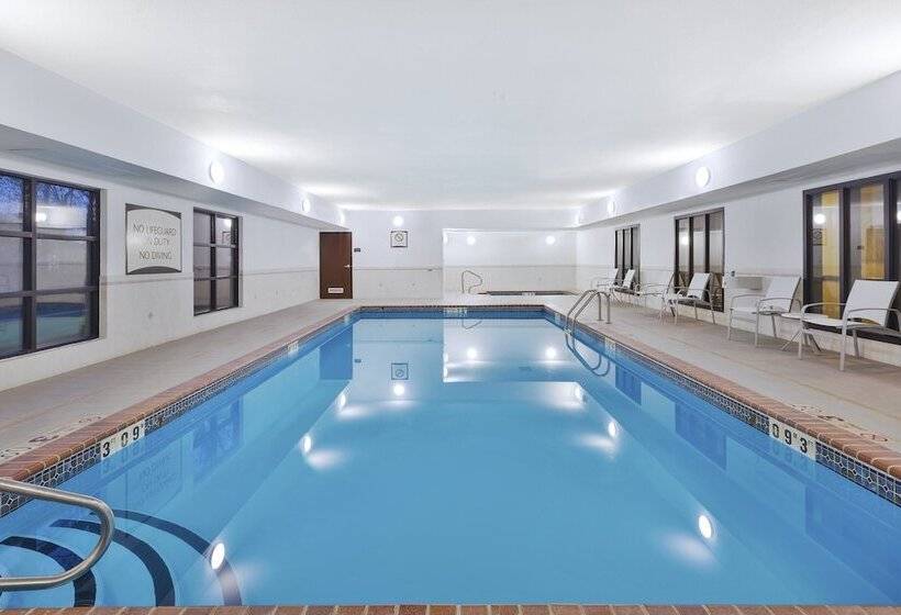 فندق Staybridge Suites Columbia Highway 63 & I 70, An Ihg