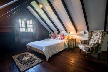 هتل The Bala's Holiday Chalet