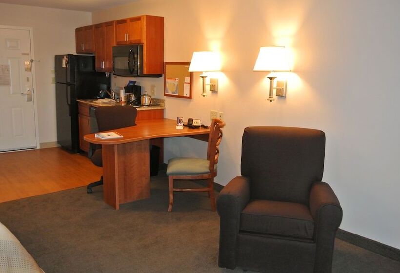 هتل Towneplace Suites By Marriott Birmingham South