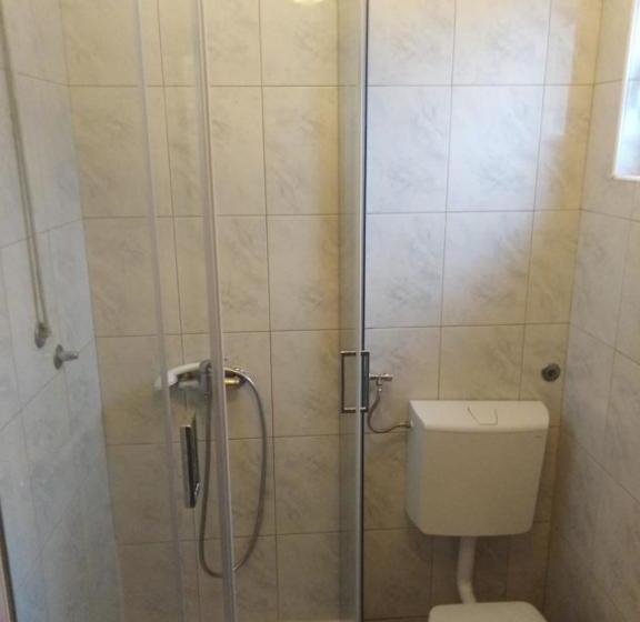 Apartments And Rooms Nediljko