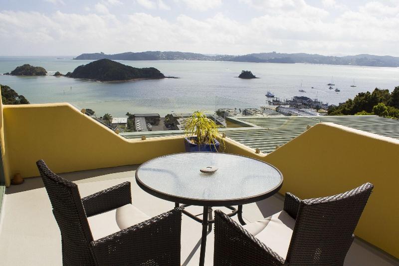 تختخواب و صبحانه Allegra House