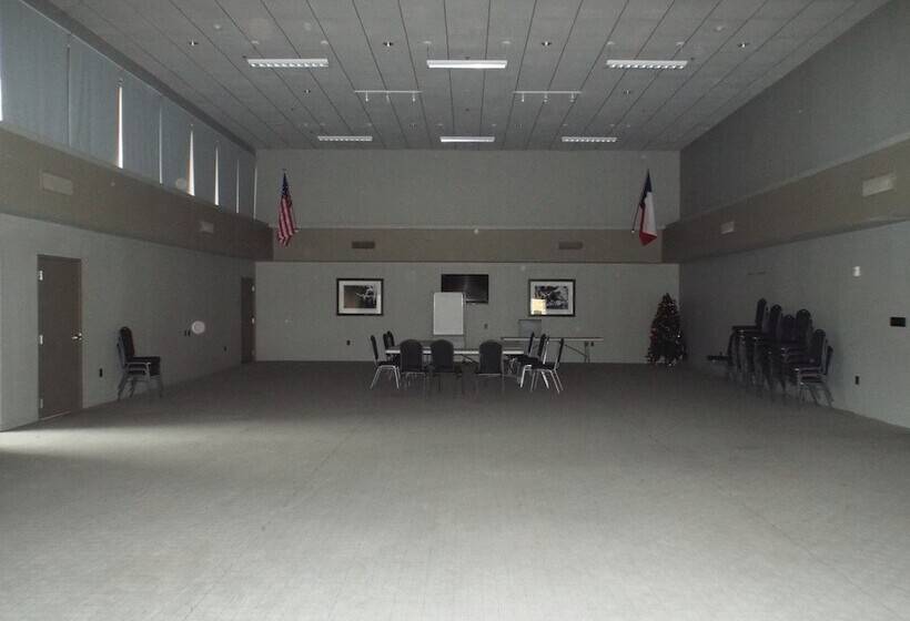 בית מלון כפרי Baymont By Wyndham Columbus