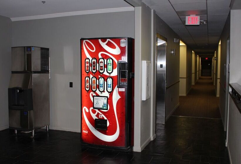 בית מלון כפרי Baymont By Wyndham Columbus