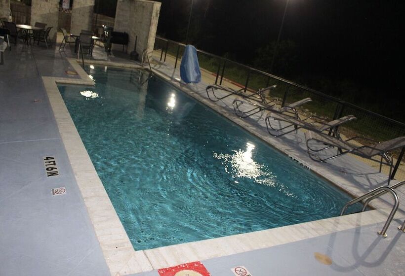 בית מלון כפרי Baymont By Wyndham Columbus