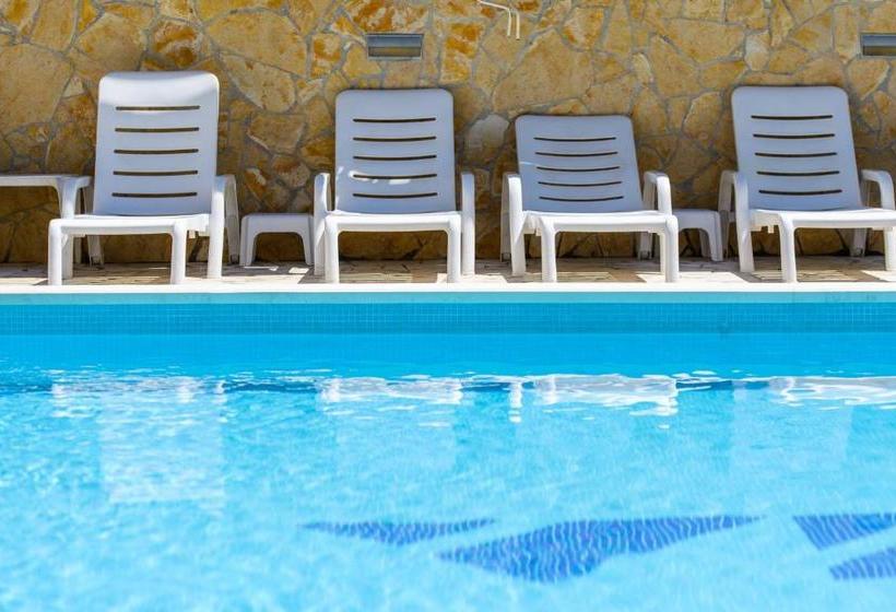 هتل B&b Villa Paula