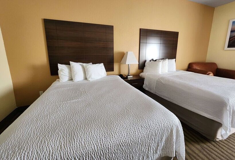 هتل Days Inn & Suites By Wyndham Pasadena