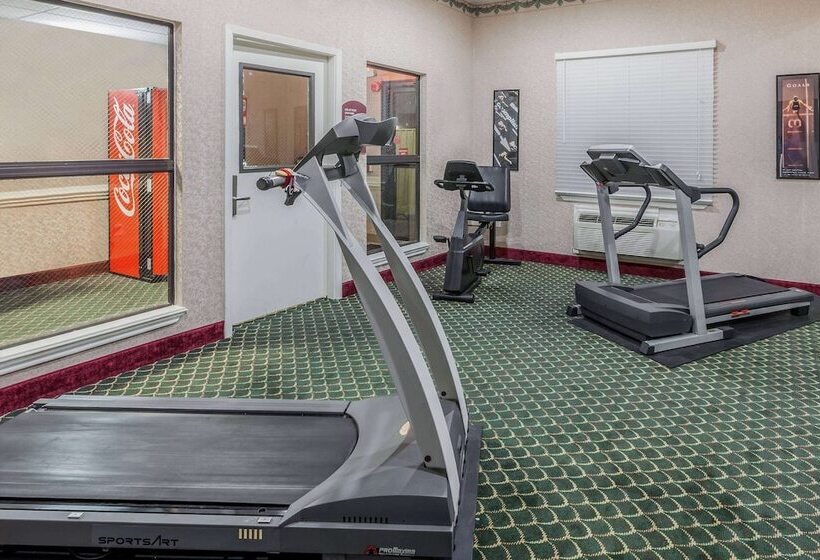 هتل Days Inn & Suites By Wyndham Pasadena