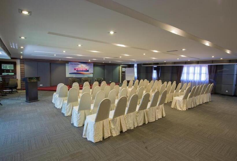 هتل De Palma Resort Kuala Selangor
