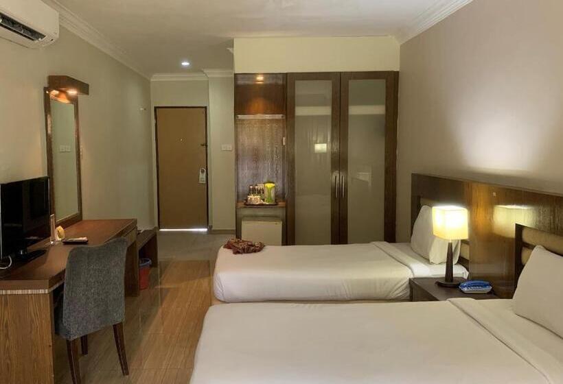 هتل De Palma Resort Kuala Selangor