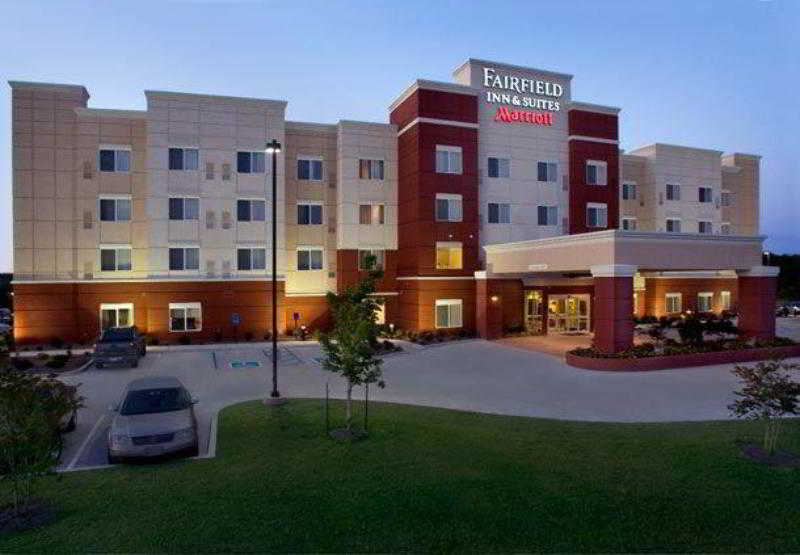 בית מלון כפרי Fairfield Inn & Suites By Marriott Tupelo