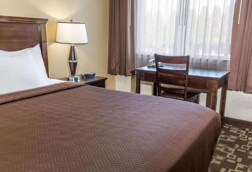 فندق Travelodge By Wyndham Newport