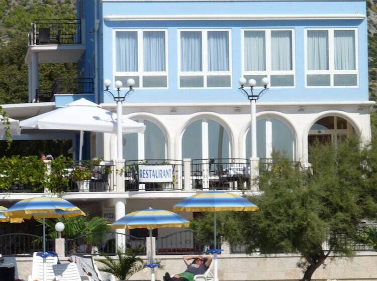 בית מלון כפרי Villa Mediterana