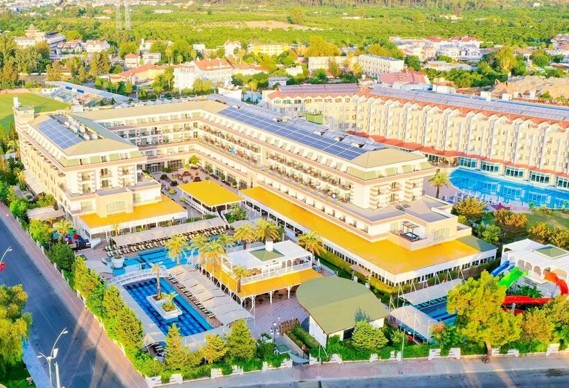 Crystal De Luxe Resort & Spa All Inclusive