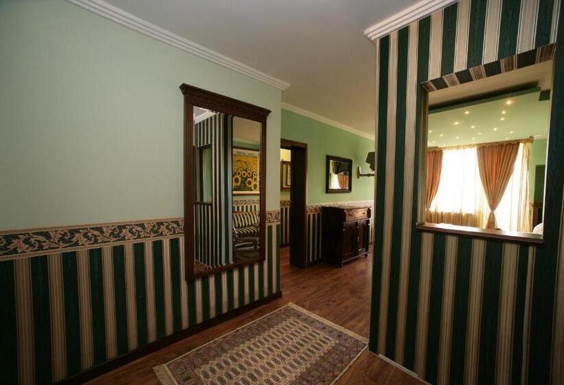 Garni Hotel Garson Lux Ns