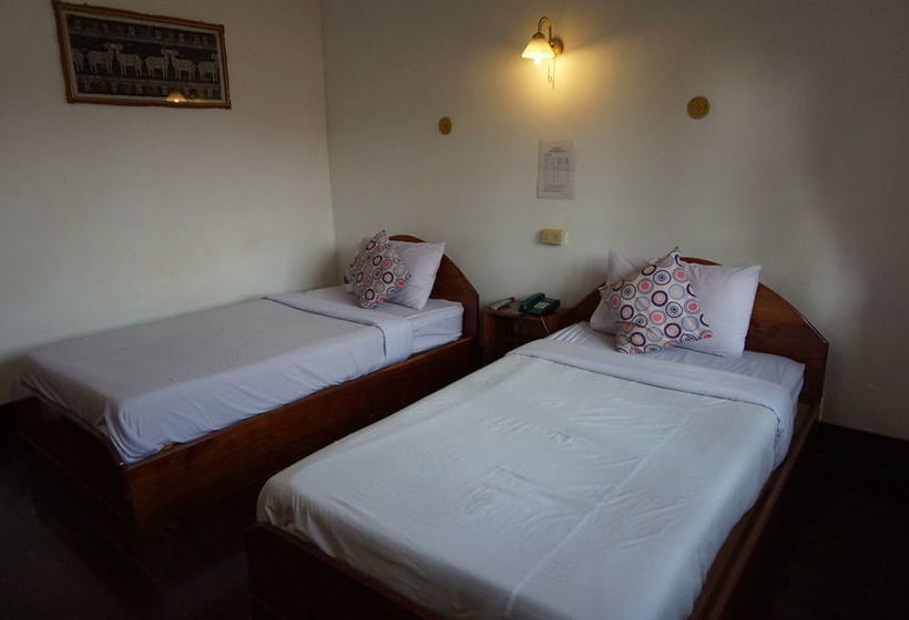 Hotel Champa Residence