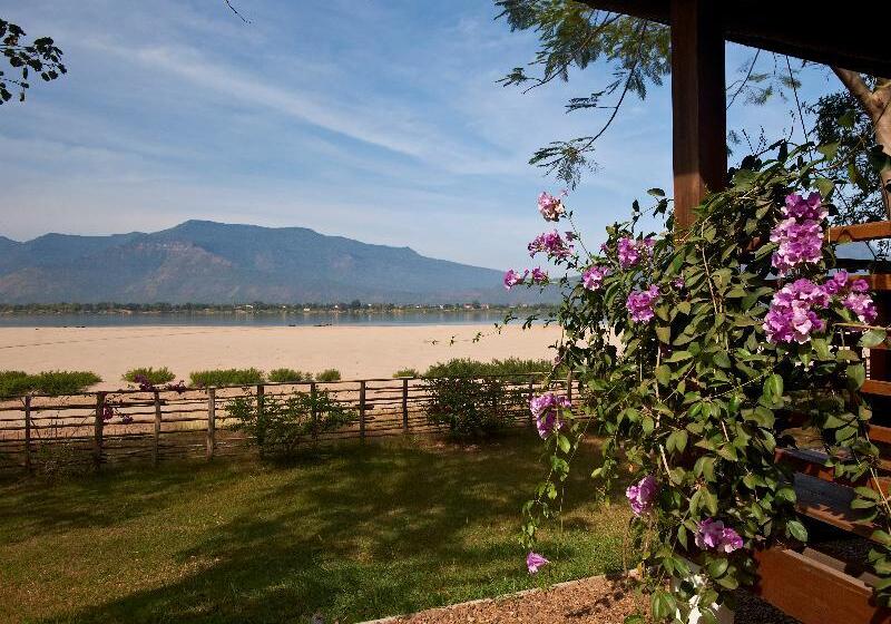 هتل La Folie Lodge