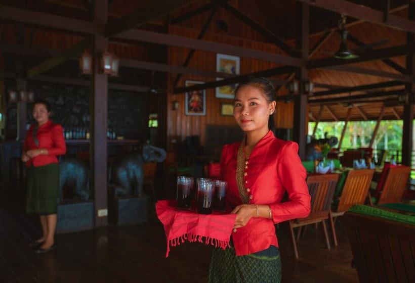 هتل La Folie Lodge