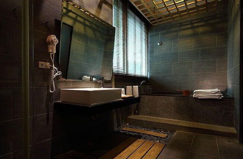 هتل Yi Yuan Resort