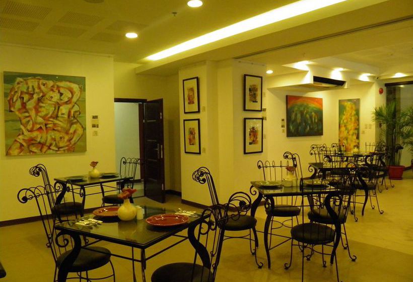 Artina Suites Hotel