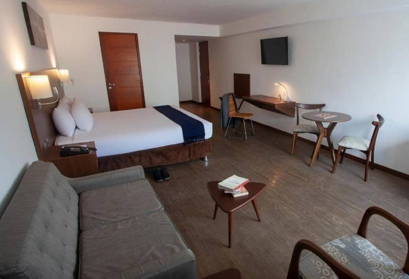 בית מלון כפרי Casa Andina Select Miraflores