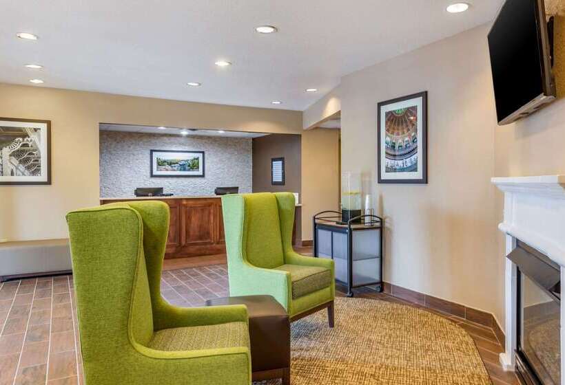 בית מלון כפרי Comfort Inn Dekalb  Adjacent The University