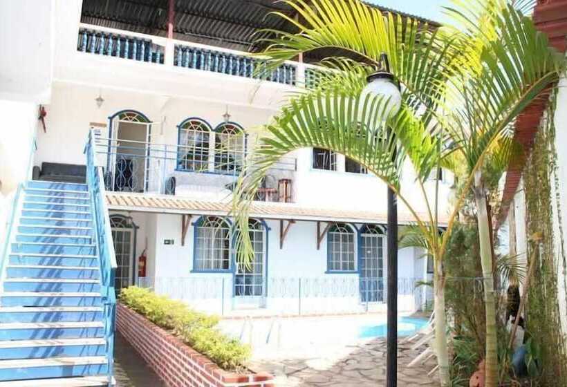 ホテル Pousada Villa Real