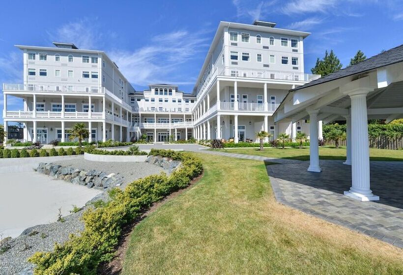 Prestige Oceanfront Resort, Worldhotels Luxury