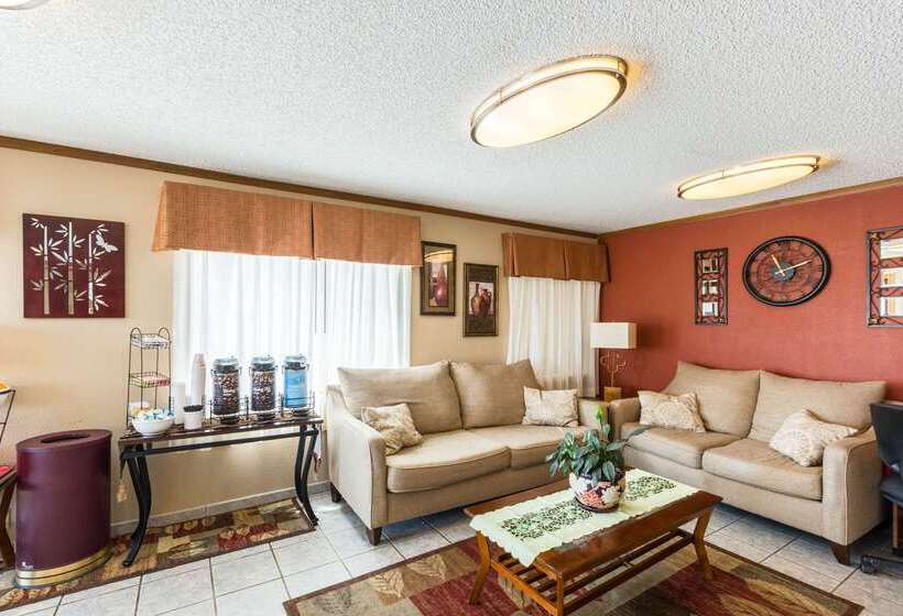 هتل Quality Inn