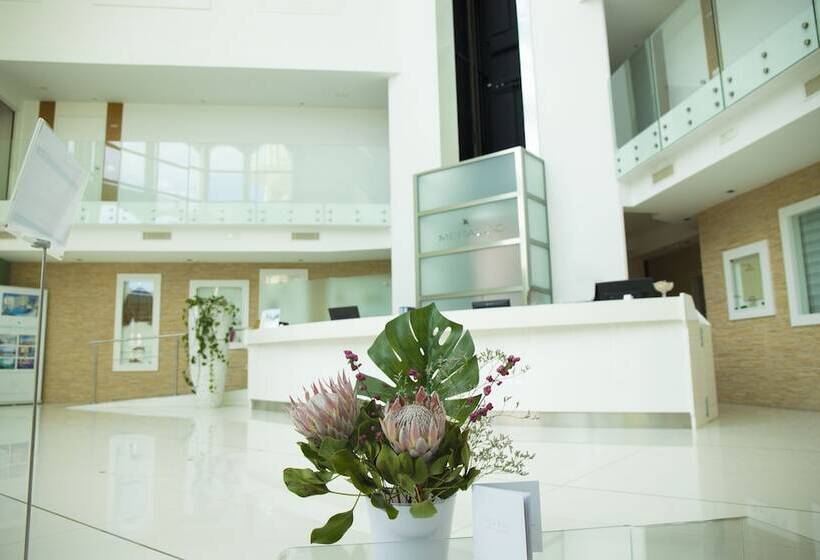 هتل Smeraldo Suites & Spa