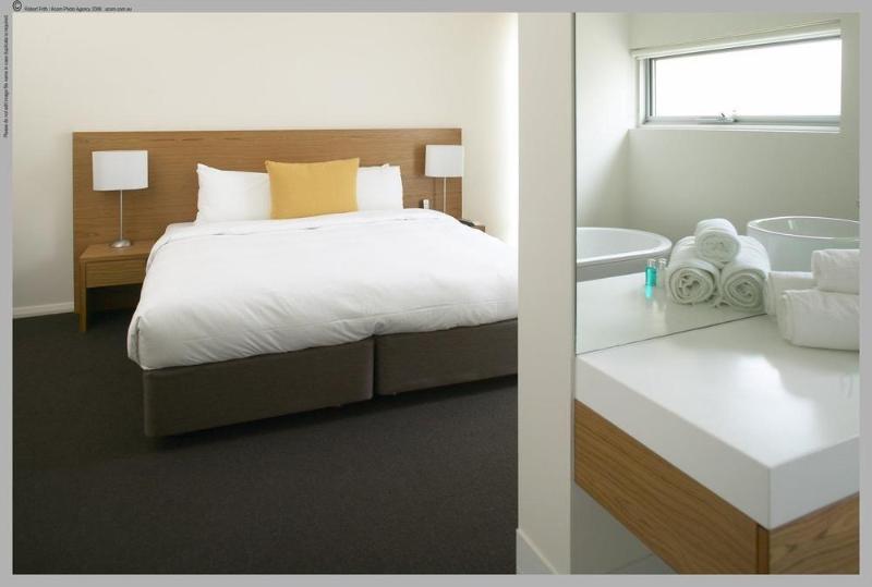 فندق Smiths Beach Resort