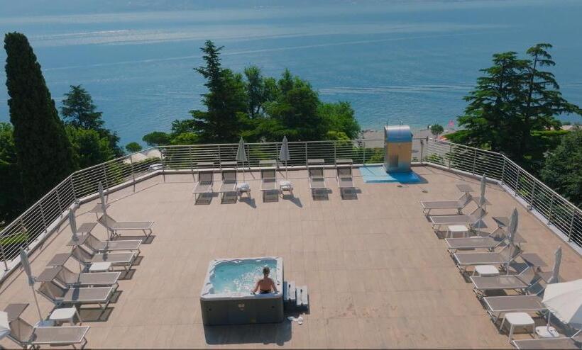 هتل Sogno Del Benaco