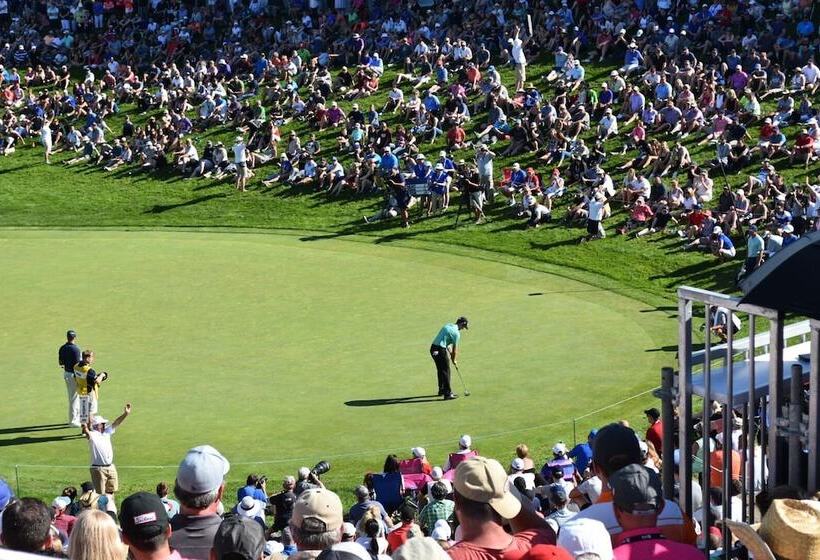 هتل Staybridge Suites Hamilton Downtown, An Ihg