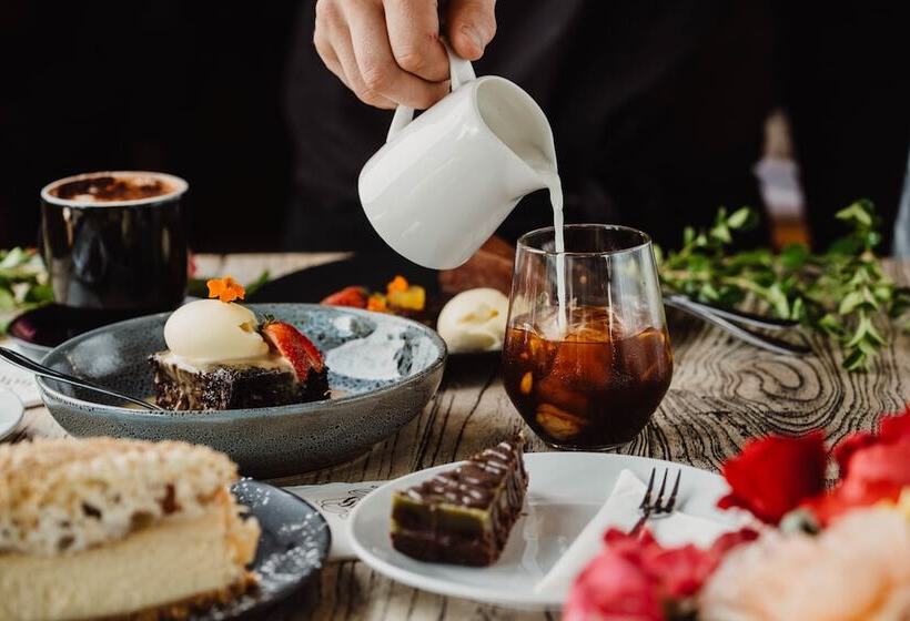 The Manna, Ascend Hotel Collection