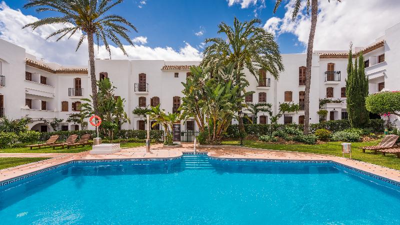 Macdonald Villacana Resort