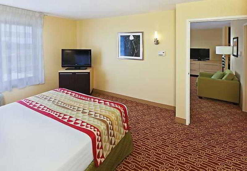 Towneplace Suites By Marriott Tulsa Broken Arrow