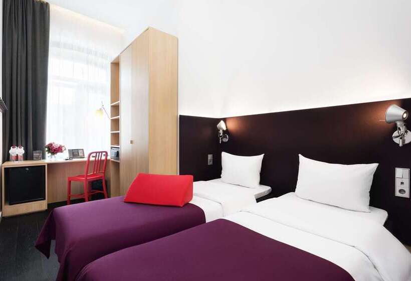 Azimut Hotel Tulskaya Moscow