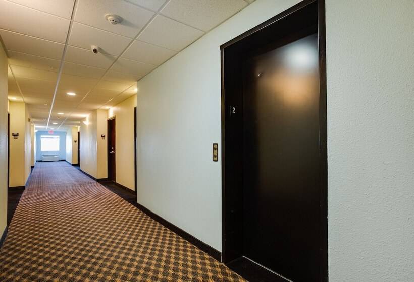 هتل Best Way Inn Cleburne