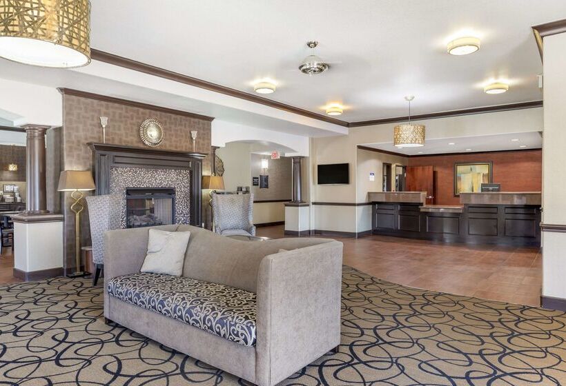 هتل Best Western Plus Classic Inn And Suites