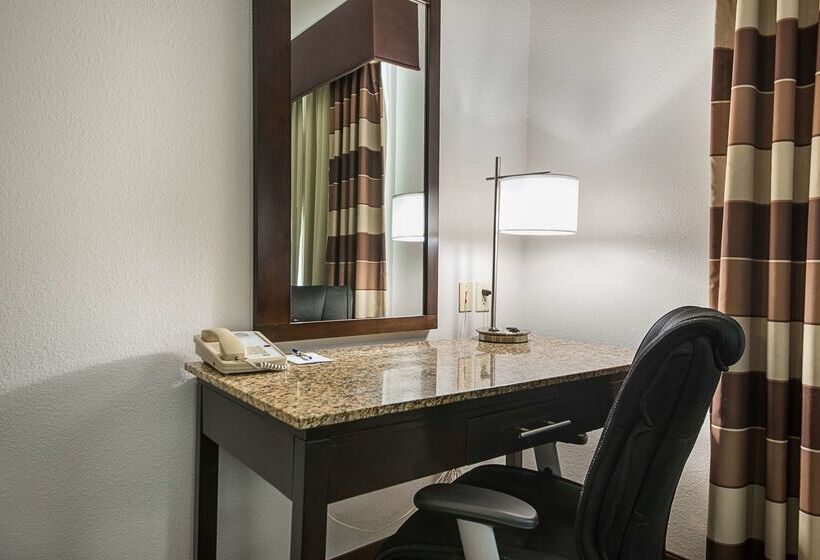 בית מלון כפרי Best Western Plus Deridder Inn & Suites