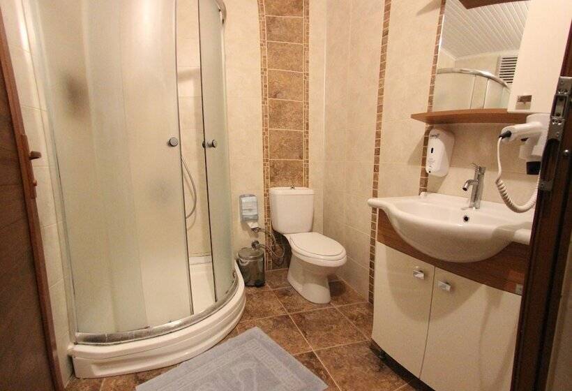 هتل Boomerang Guest House
