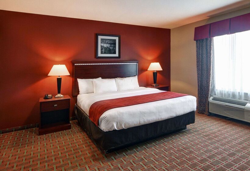 هتل Comfort Suites Lake Worth