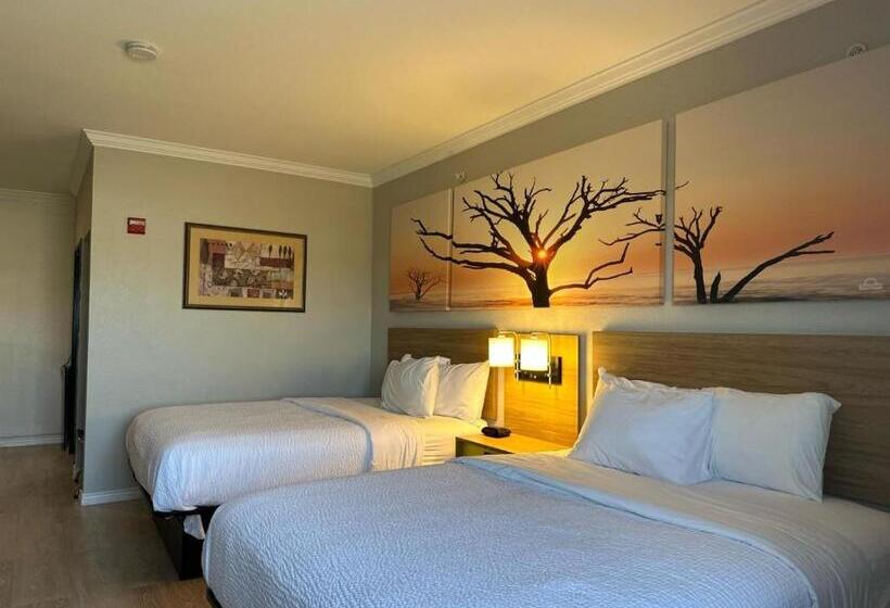 هتل Days Inn By Wyndham Copperas Cove