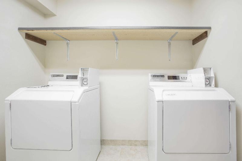 هتل Days Inn By Wyndham Custer