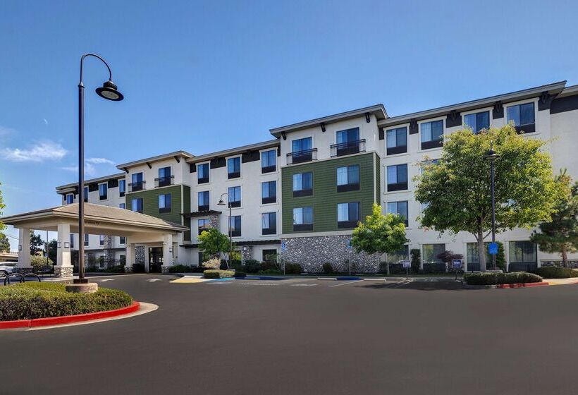 בית מלון כפרי Hampton Inn & Suites San Luis Obispo