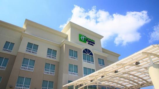 Hotel Holiday Inn Express And Suites Bossier City Louisiana Downs