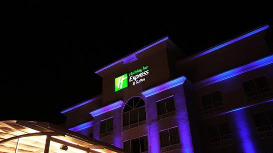 هتل Holiday Inn Express And Suites Bossier City Louisiana Downs